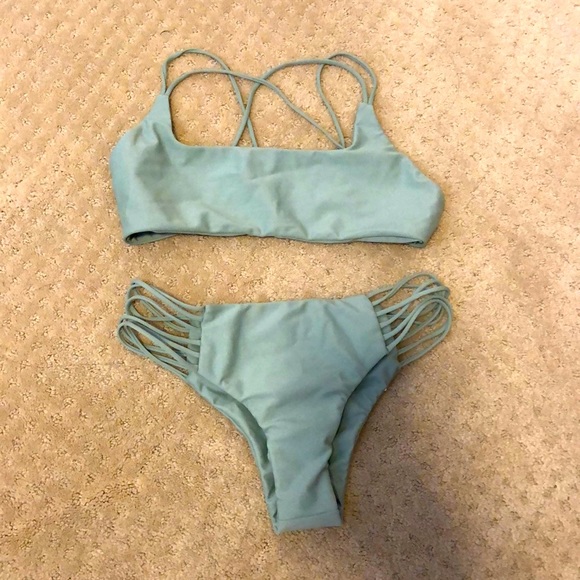 Mikoh set - Picture 1 of 4